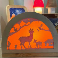 Silhouet - Hertje in het bos (De Noest)