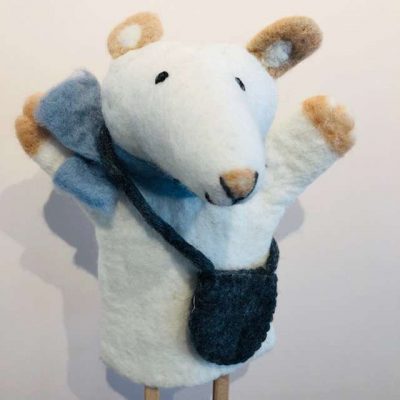 Vilten Handpop  - Muis met tas en sjaal