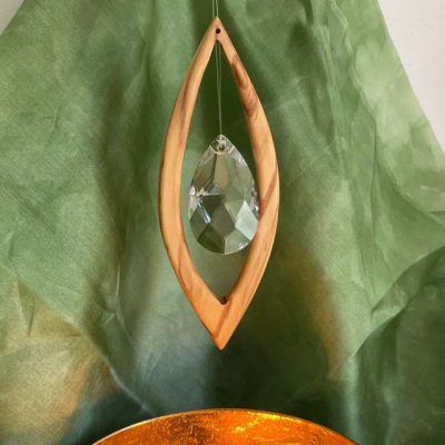 Houten Raamdecoratie met Loodkristal