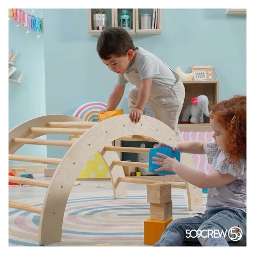 Montessori houten klimboog