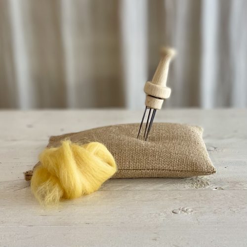 Viltnaaldhouder inclusief 4 naalden